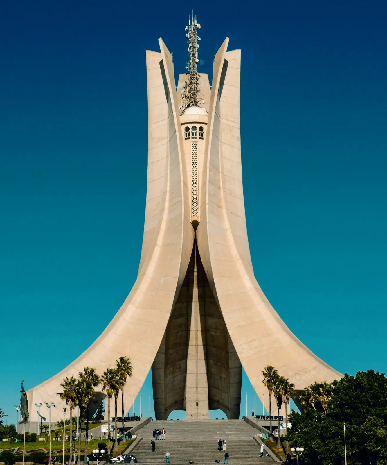 Maqam Echahid, Alger
